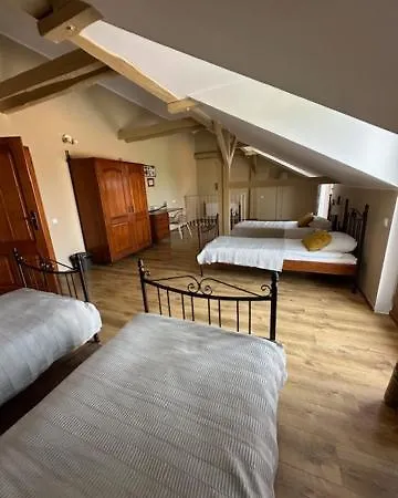 ベッド・アンド・ブレックファスト Natura 4*