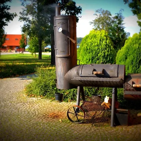 Natura Bed & Breakfast 4*